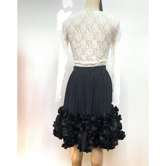 COS Cos.com BLACK Silk FLOWER Petals Hem Full Skirt S/M - Picture 4 of 5